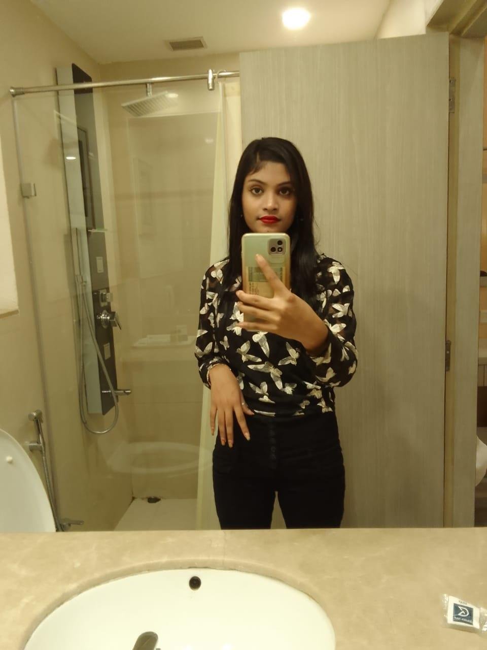  call girl in Sadashivanagar