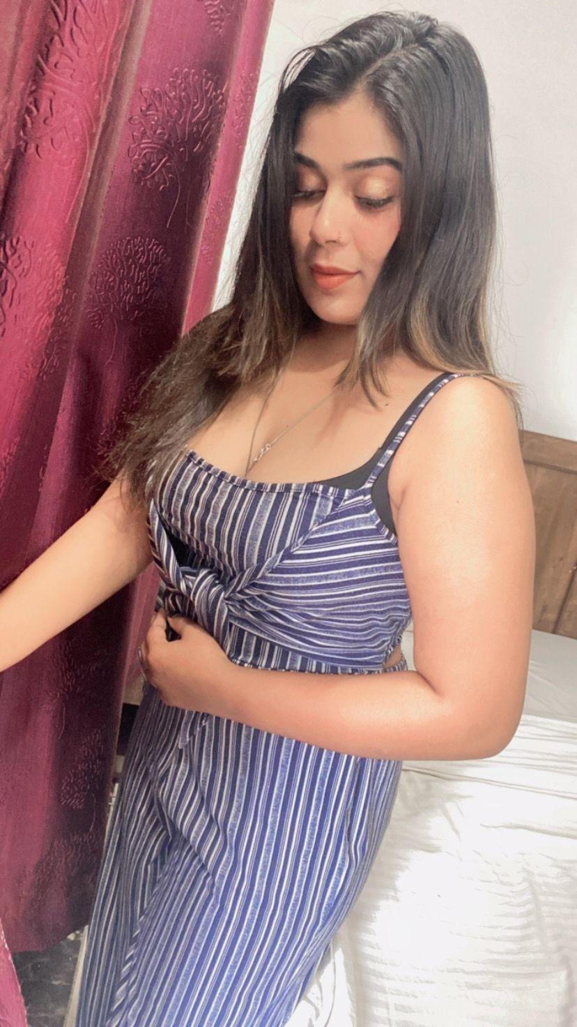  call girls service in Sadashivanagar